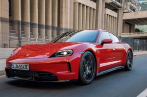 Porsche s’allie à XPeng pour ses émissions de CO2 et envisagerait l’arrêt du Taycan