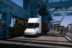Tesla est prêt à s'attaquer au marché européen du poids lourd électrique