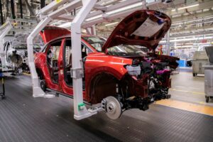 Le groupe Volkswagen supprimera bien 100 000 emplois d'ici 2030