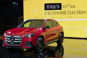 Le contrat d'agent ne sera pas déployé avant 2028 dans le réseau français de Mercedes-Benz