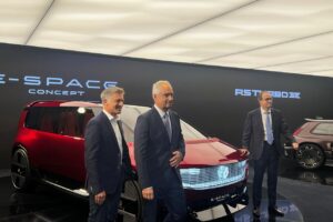 Renault : l’essor de l’électrique à l’épreuve des marges du réseau