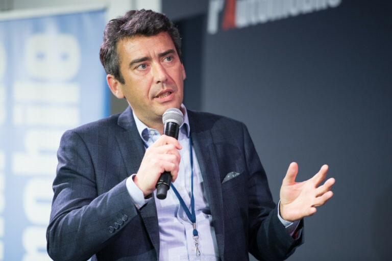 Olivier Fernandes quitte BCAuto Enchères