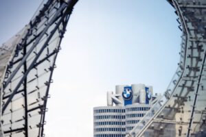 Des indemnités généreuses accélèrent les départs volontaires chez BMW