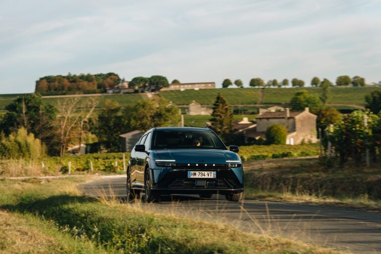 Essai Hyundai Ioniq 3 : la petite électrique qui veut sortir du lot