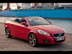 Fin du JV Volvo-Pininfarina pour le C70