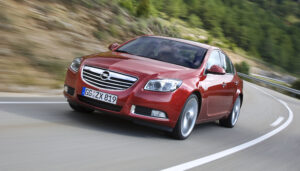 Opel en retard sur les sociétés