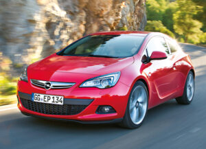 Astra GTC, dopée aux hormones