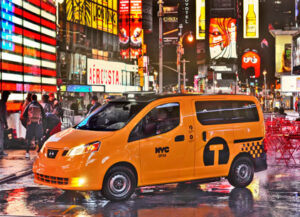 Le Nissan NV200 investit New-York