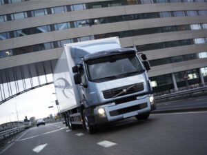 Les ventes de Volvo Trucks reculent sur six mois