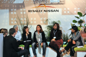 Plus de femmes aux postes clés de Renault-Nissan