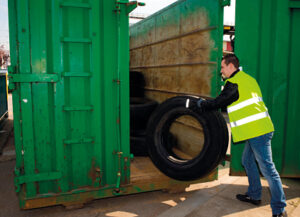 Les constructeurs financent le recyclage des pneus