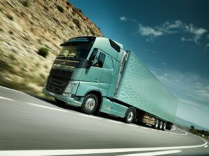 Les livraisons de Volvo Trucks reculent en octobre