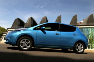 Nissan électrise le marathon de Paris