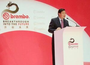 Brembo tisse sa toile en Chine