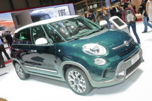 Fiat revoit ses objectifs 2013 à la baisse