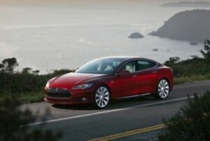 Tesla électrise ses ventes