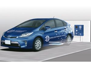 Toyota teste la recharge sans fil