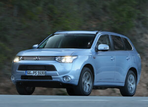 Outlander PHEV : Mitsubishi à un tournant ?