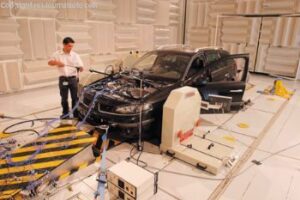 Centre technique Renault de Lardy : Silence, les moteurs tournent !