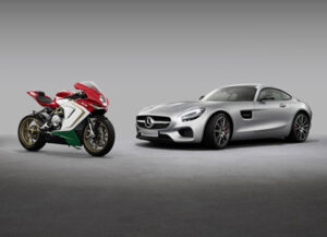 Mercedes tient ses deux-roues !