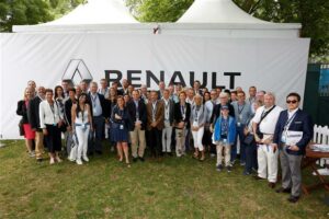 Six groupes de distribution récompensés par Renault