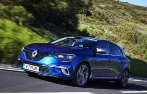 Renault Mégane : Tirée vers le haut