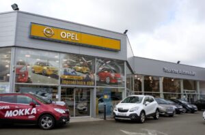 Opel : Dubreuil rachète deux sites PGA !