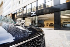 Bentley Paris ouvre ses portes