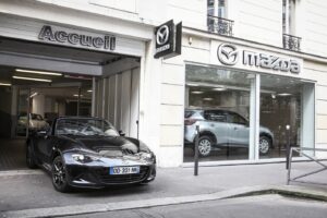 Le groupe Chapat : porte-étendard Mazda à Paris