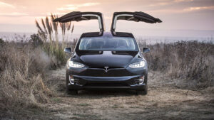 La Tesla Model X arrive chez Blooweels