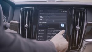 Volvo adopte Skype Entreprise