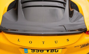 Lotus pourrait développer des SUV