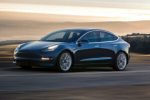 Tesla : débuts difficiles pour la Model 3