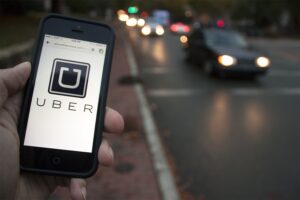 Uber relève du domaine des transports, comme les taxis !