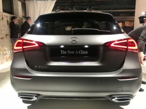 Mercedes-Benz veut rajeunir et féminiser sa clientèle avec sa Classe A