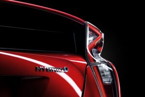 Véhicules électrifiés : le groupe Toyota pulvérise ses objectifs