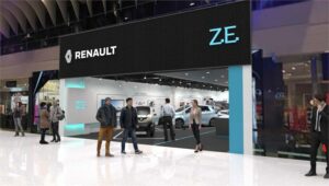 Renault inaugure un nouveau concept de showroom pour l’électrique