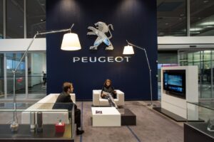 Peugeot fait grimper les immatriculations de février 2018