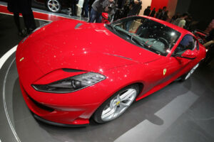 Ferrari : un SUV et 60 % d