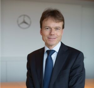 Reiner Hoeps, Mercedes-Benz France : "Un nouveau format de showroom tourné vers le digital"