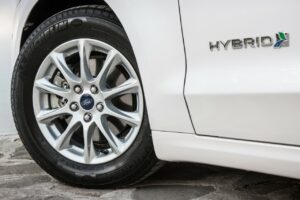 La Ford Mondeo SW se convertit à l’hybride