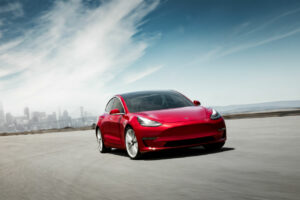 Les premières Model3 de Tesla arriveront en Europe début février