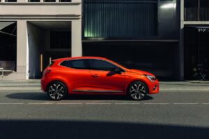 La nouvelle Clio déclinée en version hybride