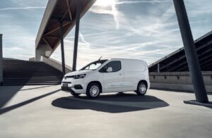 Toyota complète sa gamme utilitaire avec le ProAce City Van