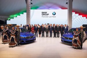 BMW inaugure son usine mexicaine