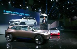 Véhicules électrifiés : BMW montre son jeu