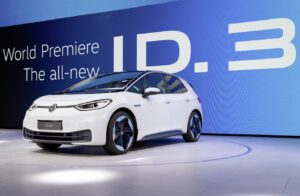 Volkswagen expose sa stratégie électrique avec l’ID.3