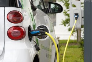 Les énergies alternatives représentent presque 1 voiture sur 10 en octobre 2019