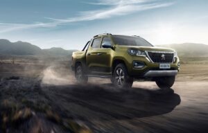 Peugeot s’attaque au marché du pick-up avec le Landtrek