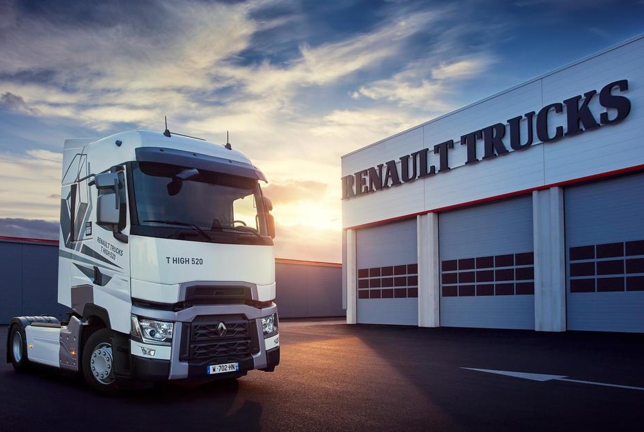 Les ateliers Renault Trucks restent ouverts